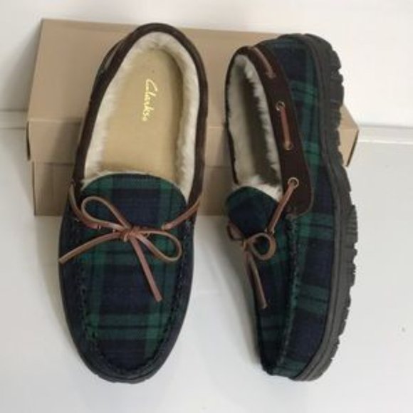 Clarks Suede Faux Fur Lined Moccasin Slippers - Picture 5 of 9